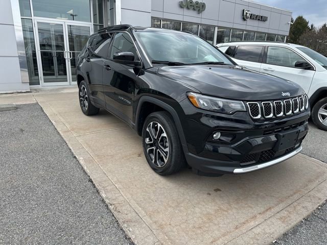 Certified 2023 Jeep Compass Limited image 11