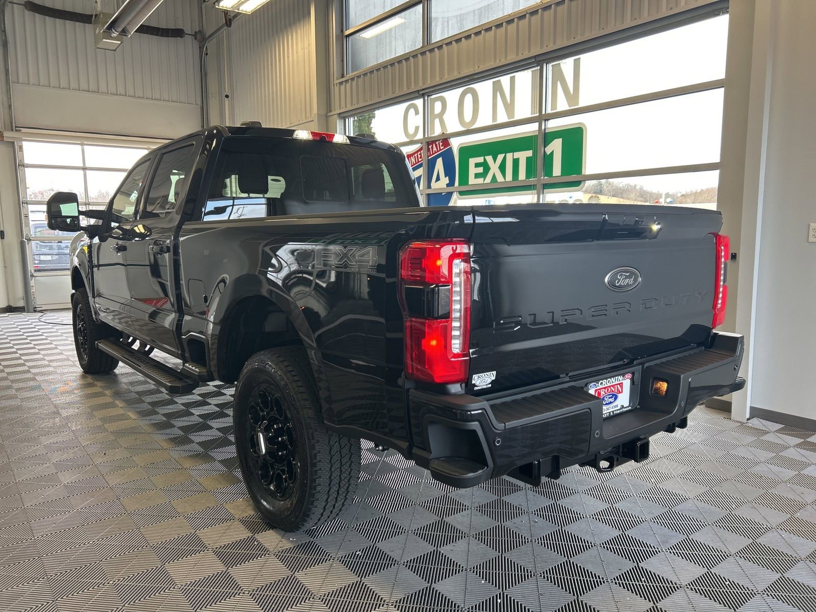 New 2026 Ford F250 XLT w/ XLT Premium Package image 4