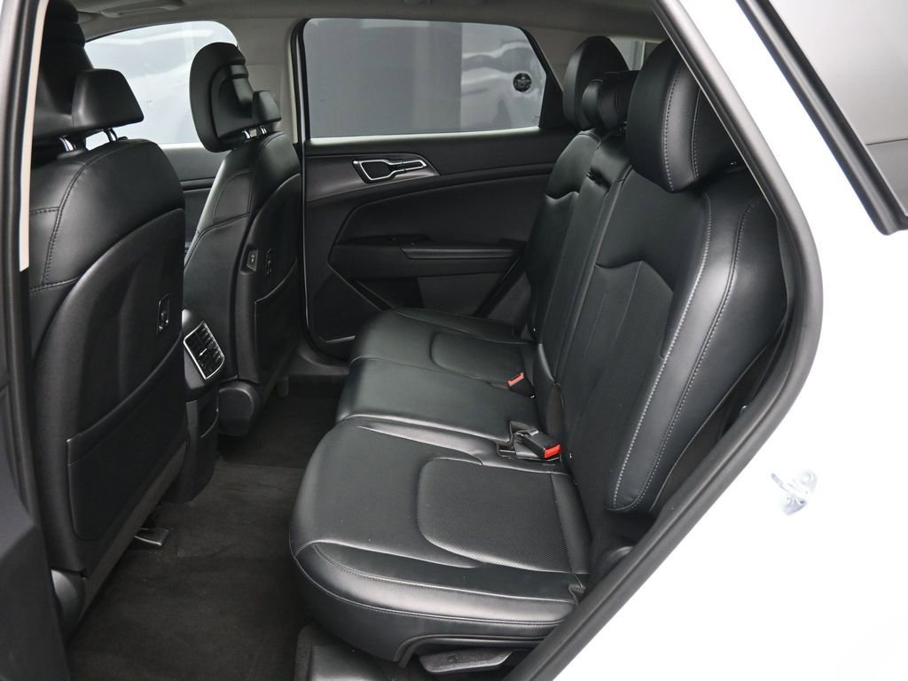 Certified 2023 Kia Sportage SX image 21