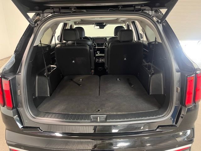 Used 2021 Kia Sorento SX image 16