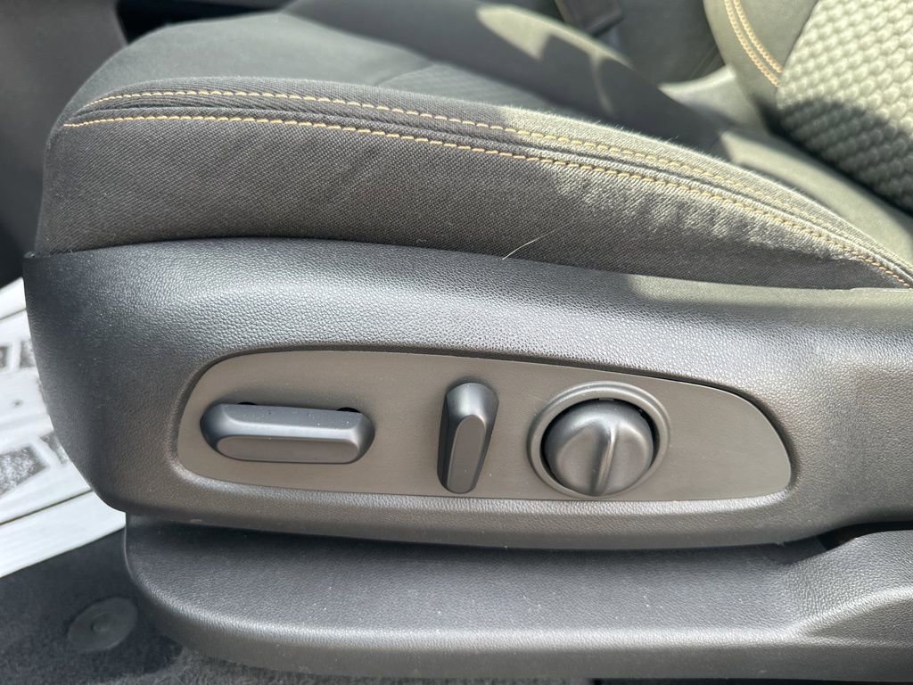 Used 2018 GMC Terrain SLE image 16