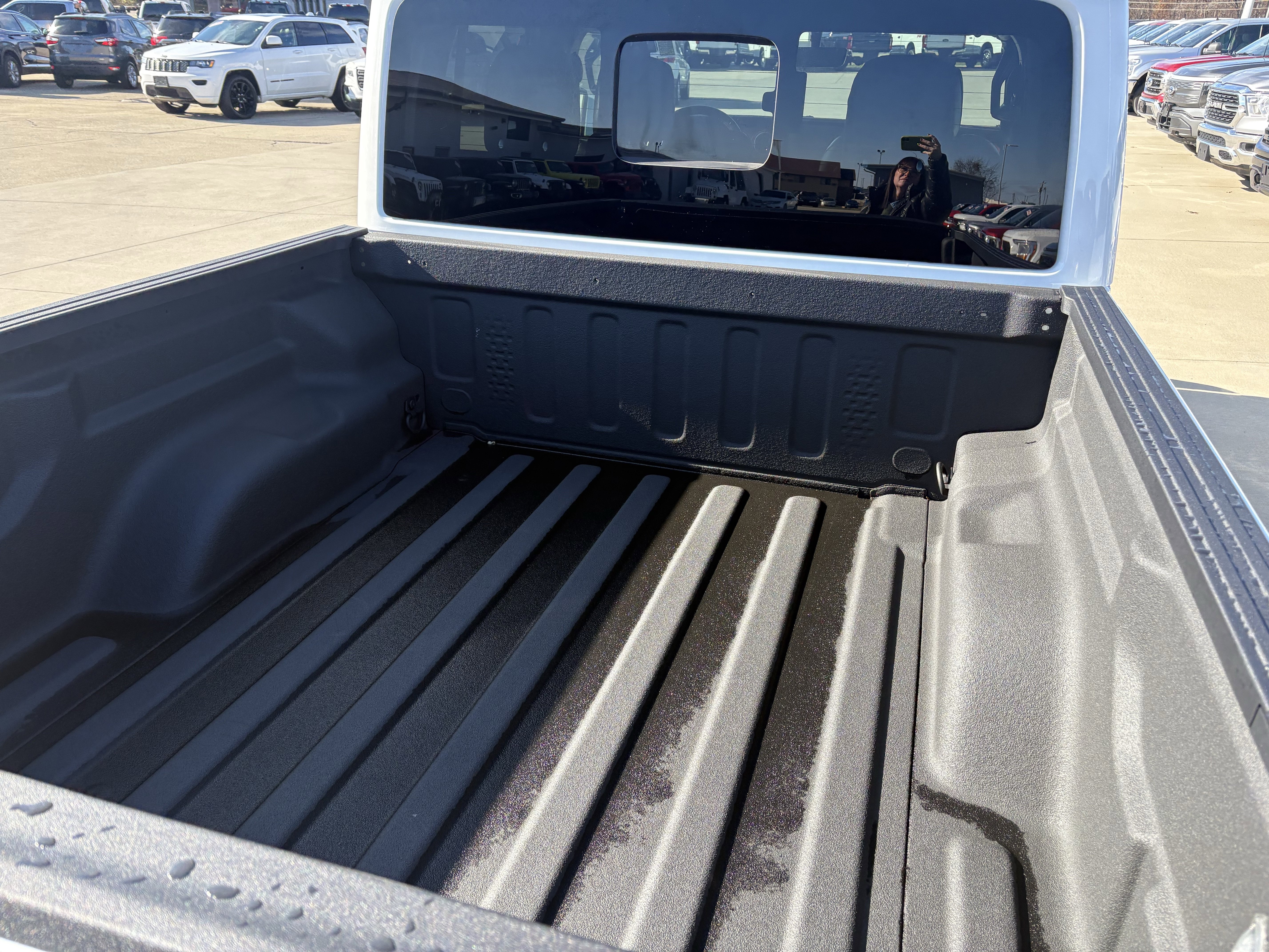 Used 2021 Jeep Gladiator Rubicon image 5