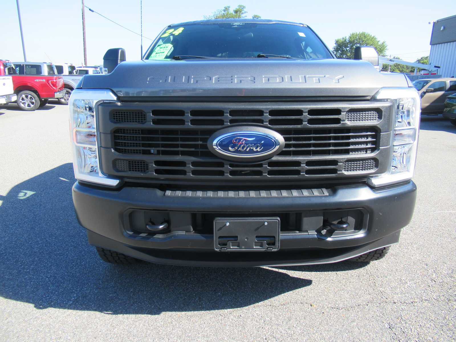 Used 2024 Ford F250 XL w/ XL Off-Road Package AWD/4WD image 2