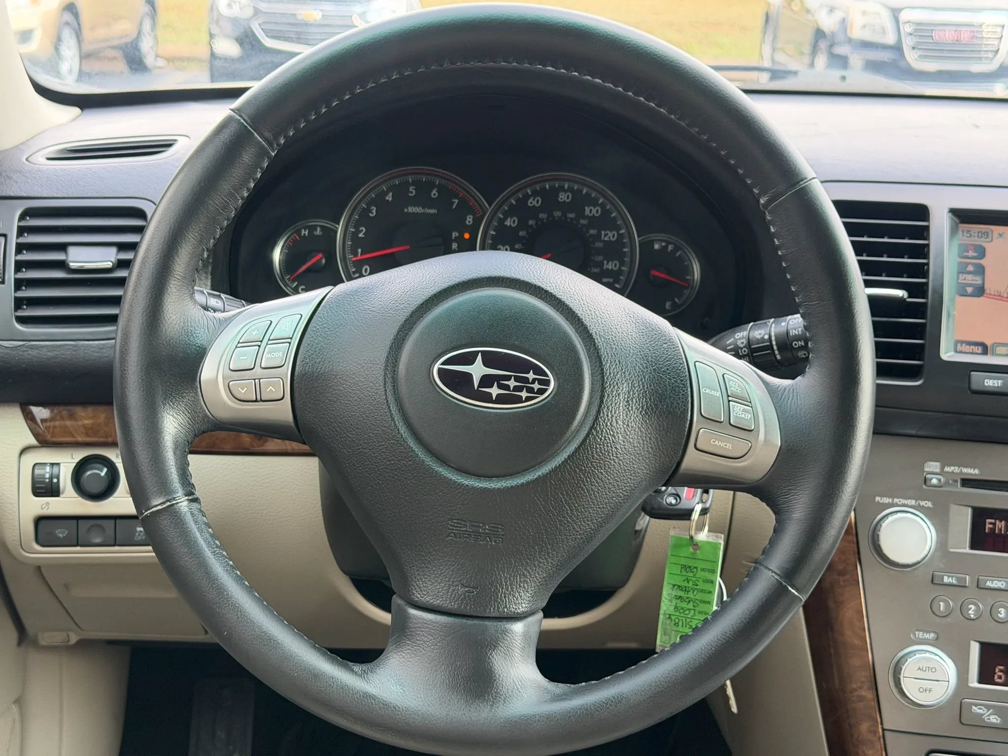 Used 2009 Subaru Outback 2.5i Limited AWD/4WD image 11