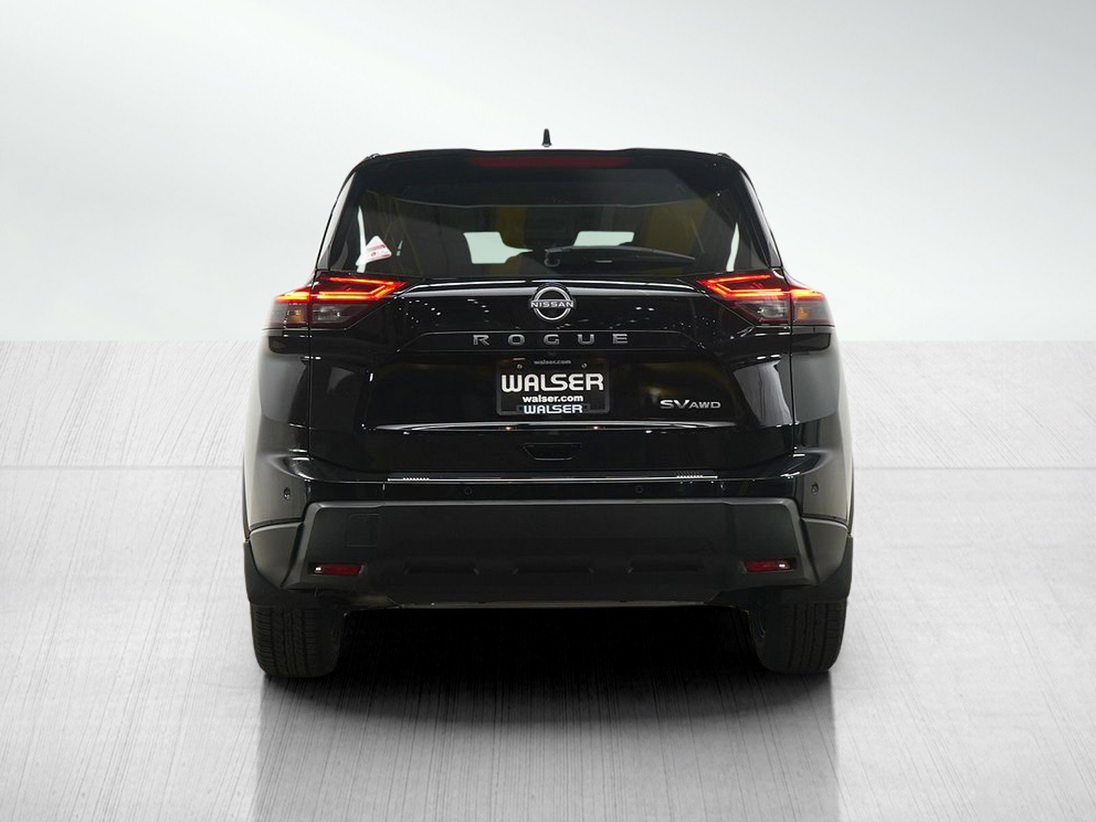 Used 2024 Nissan Rogue SV AWD/4WD image 4