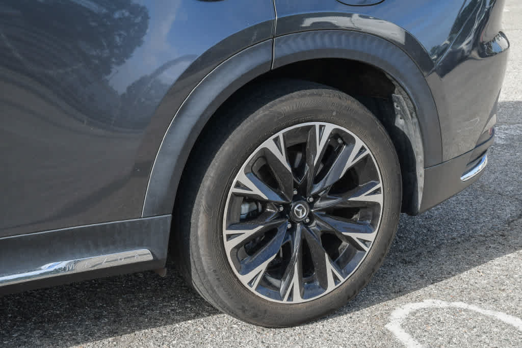 Used 2024 MAZDA CX-90 Plug-In Hybrid w/ Premium Pkg AWD/4WD image 12
