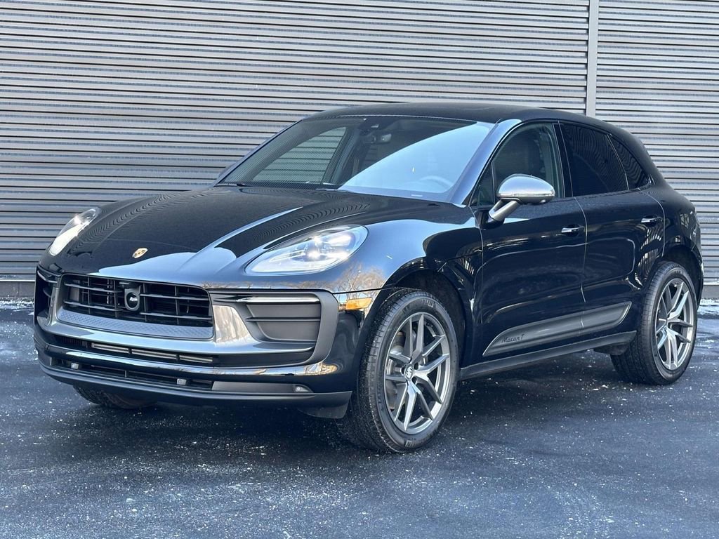 New 2026 Porsche Macan AWD/4WD video 1
