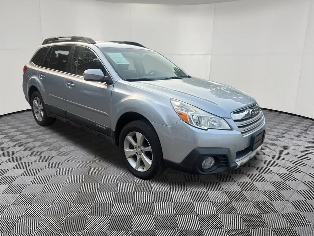 Used 2014 Subaru Outback 2.5i Limited AWD/4WD image 5