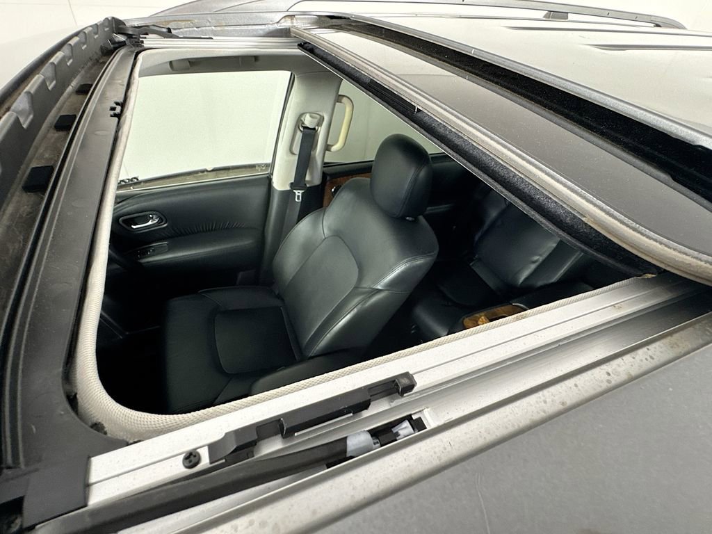 Used 2021 Nissan Armada SL w/ Captain's Chairs Package RWD image 25