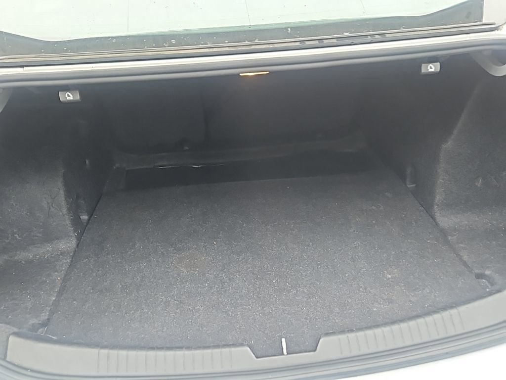 Used 2020 Chevrolet Malibu LT image 6