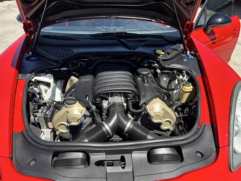 Used 2010 Porsche Panamera S RWD image 37