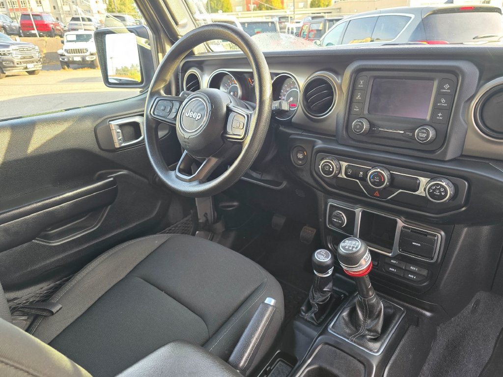 Used 2021 Jeep Wrangler Sport AWD/4WD image 11