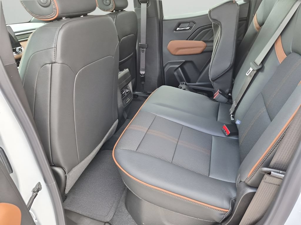 New 2026 GMC Canyon AT4 AWD/4WD image 23