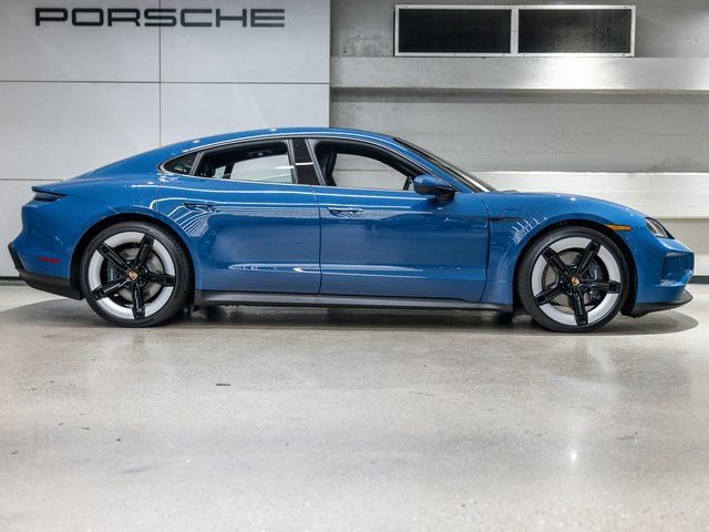 New 2026 Porsche Taycan image 9