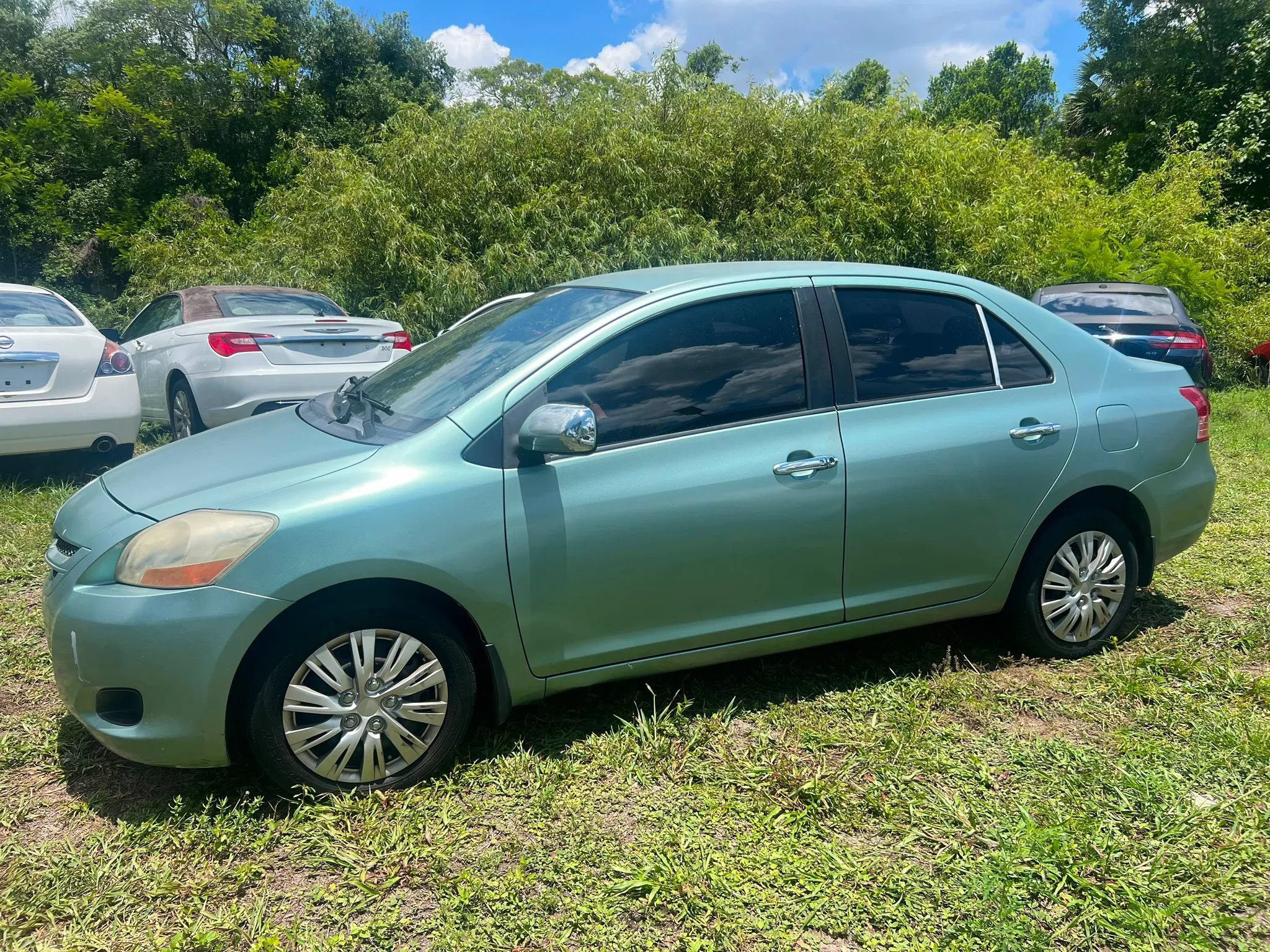 Used 2007 Toyota Yaris S FWD image 4