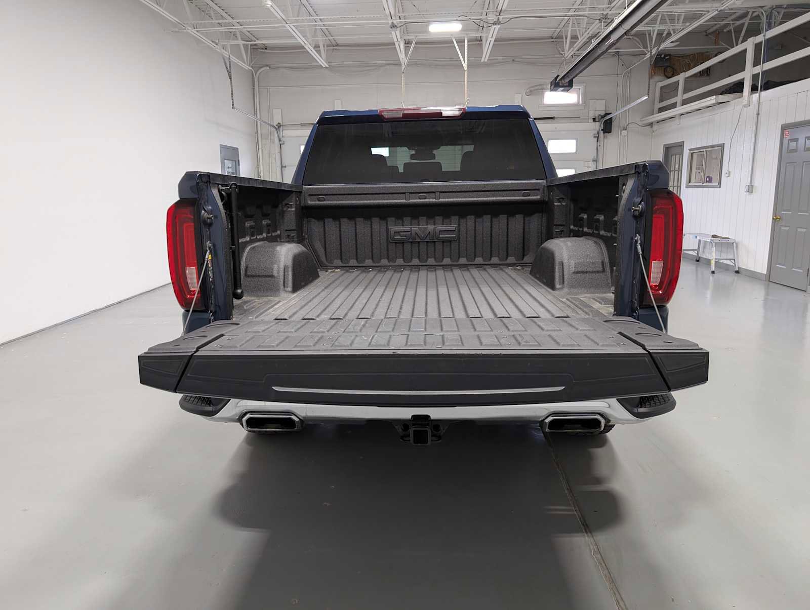 Certified 2022 GMC Sierra 1500 SLT AWD/4WD image 39