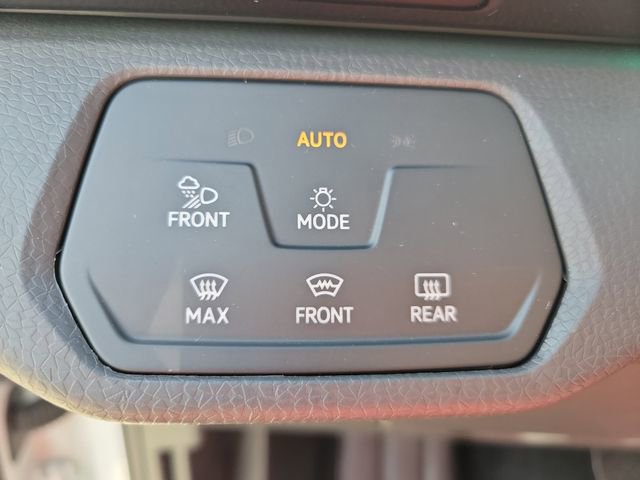 New 2025 Volkswagen ID.4 Pro S Plus image 32