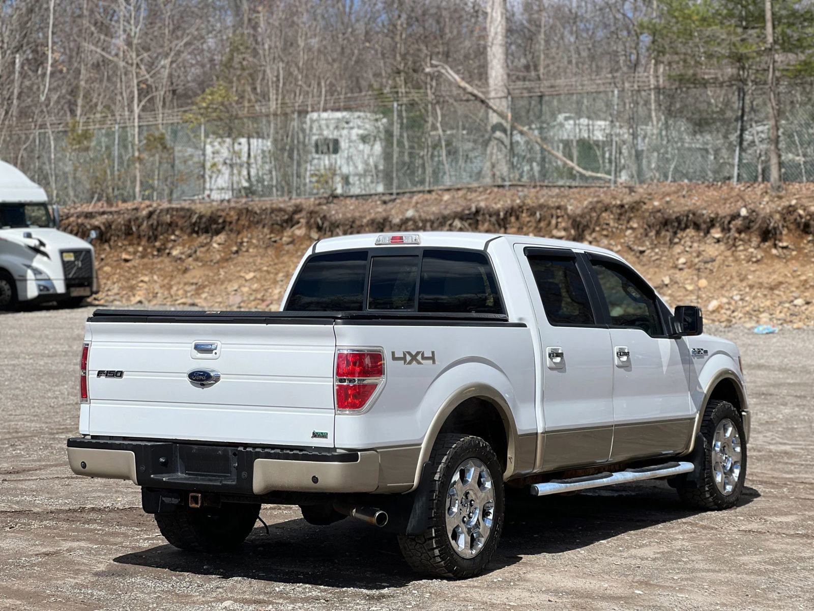 Used 2010 Ford F150 Lariat image 6