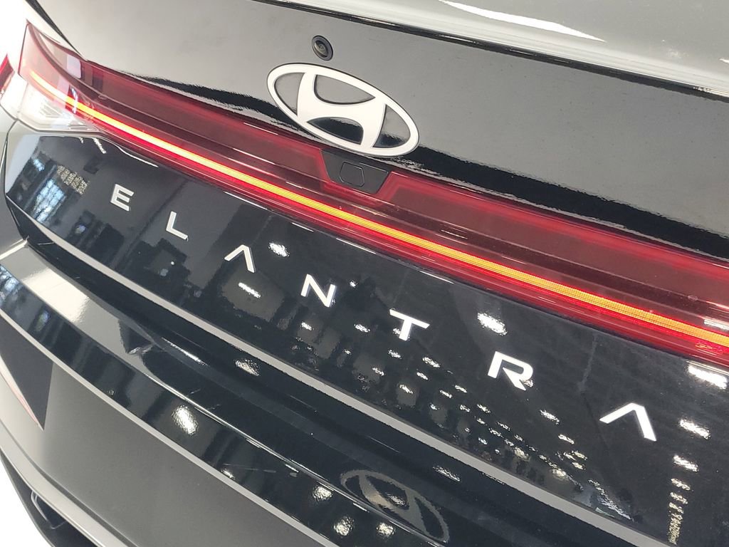Used 2024 Hyundai Elantra SEL w/ Convenience Package FWD image 7