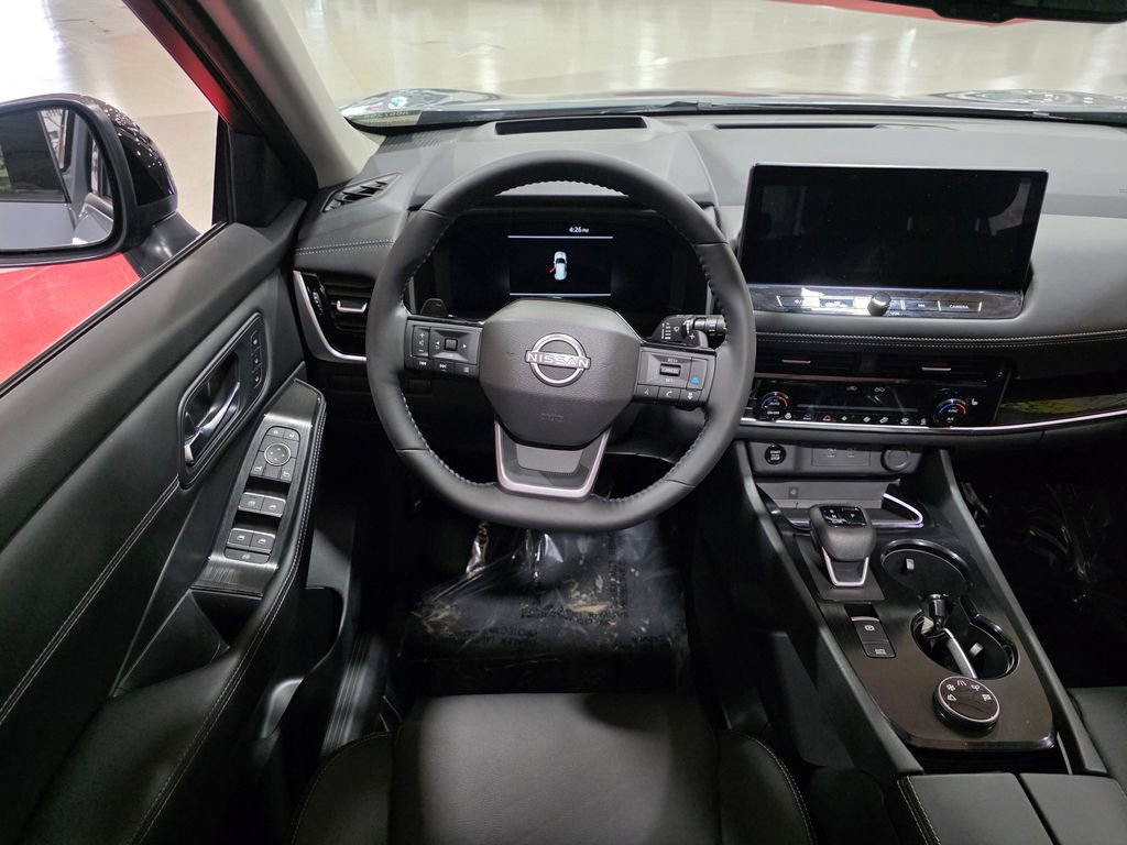 Used 2025 Nissan Rogue SL w/ SL Premium Package image 16