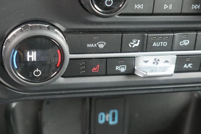 Used 2023 Ford Bronco Outer Banks image 4