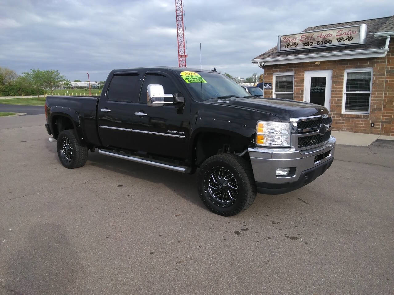 Used 2014 Chevrolet Silverado 2500 LT w/ Custom Sport Truck Package image 3