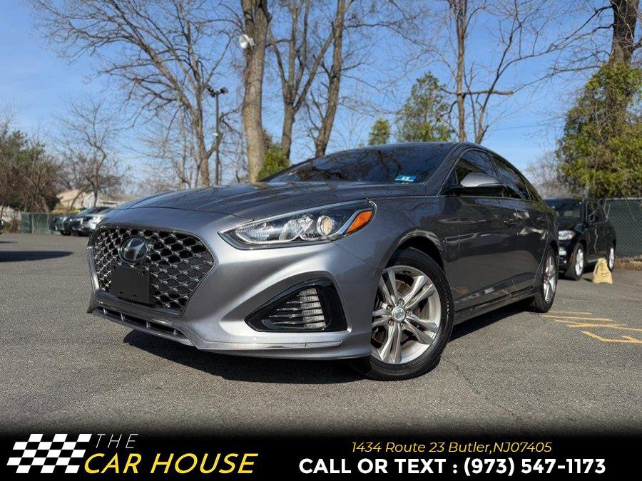 Used 2019 Hyundai Sonata Sport w/ Tech Package 03 FWD image 2