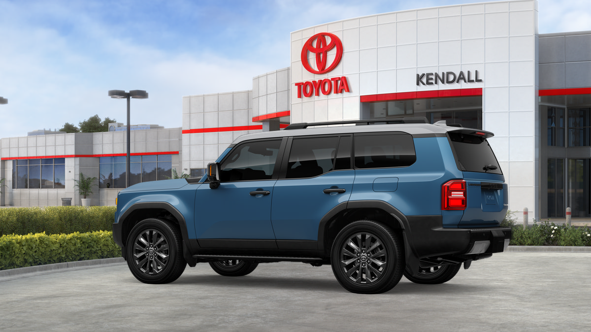 New 2027 Toyota Land Cruiser w/ Premium Package AWD/4WD image 37
