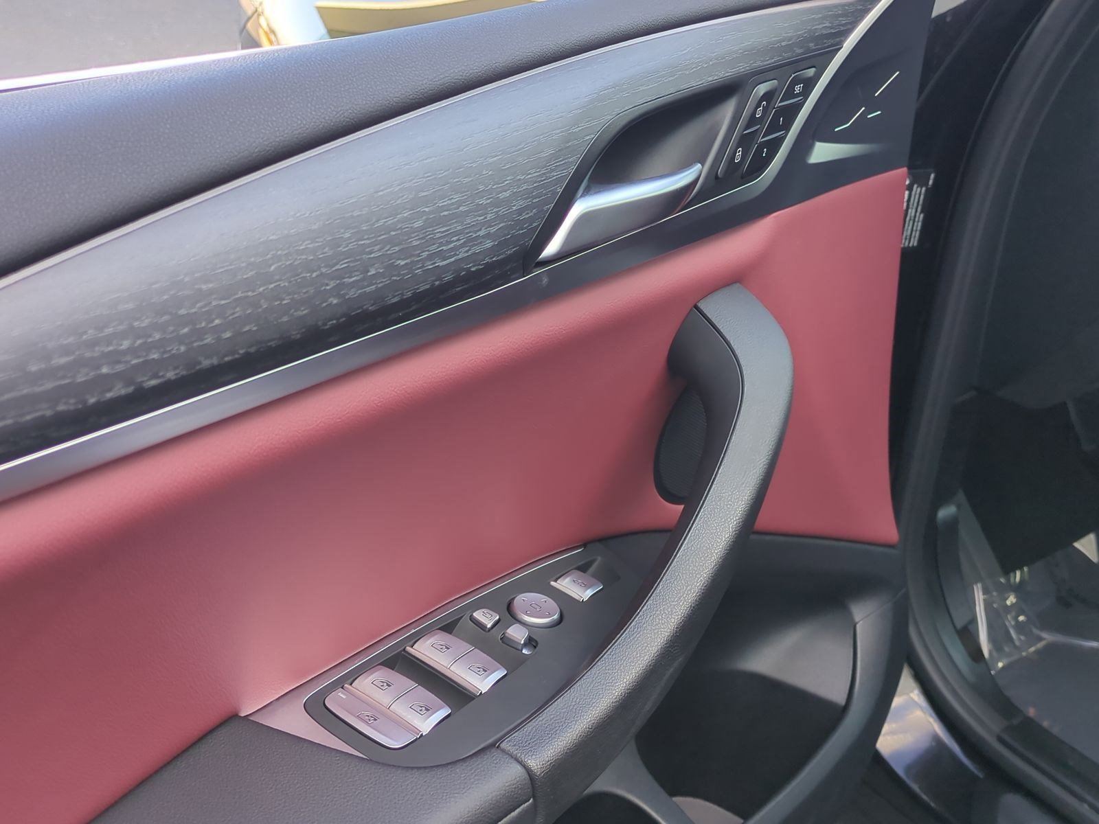 Certified 2024 BMW X3 sDrive30i w/ Premium Package image 15