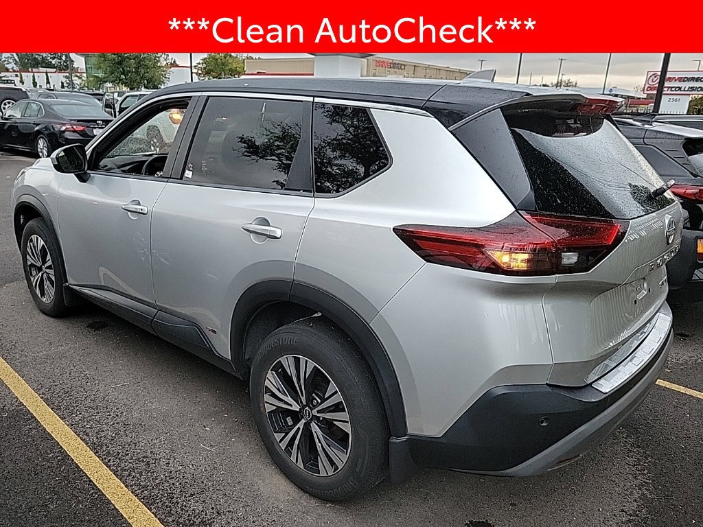Used 2023 Nissan Rogue SV AWD/4WD image 4
