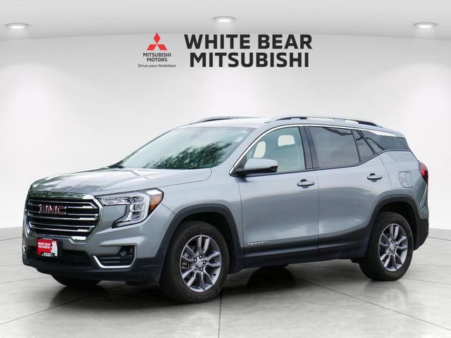 Used 2024 GMC Terrain SLT AWD/4WD image 2