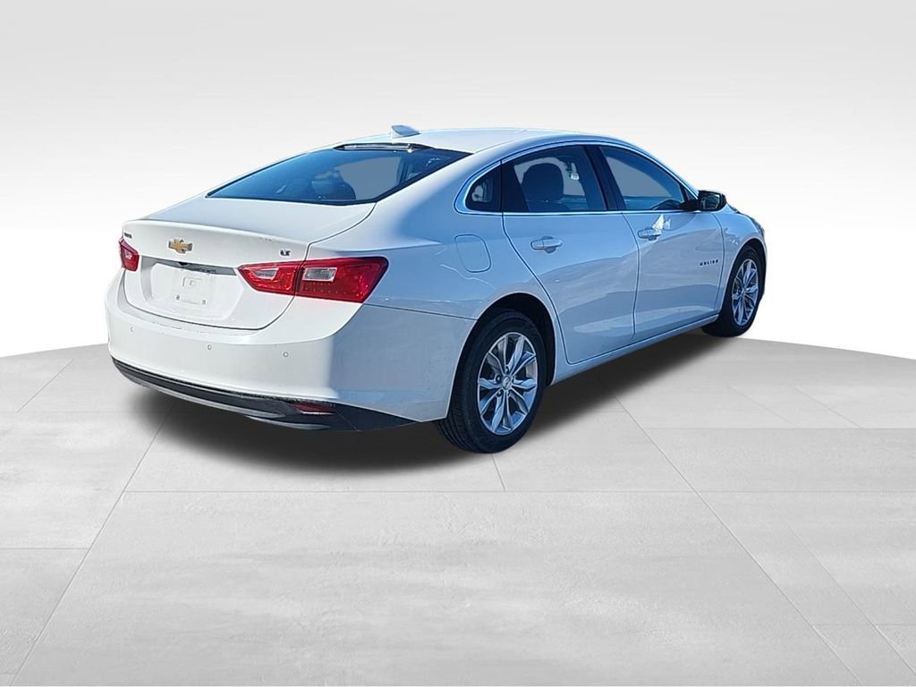 Used 2024 Chevrolet Malibu LT image 11