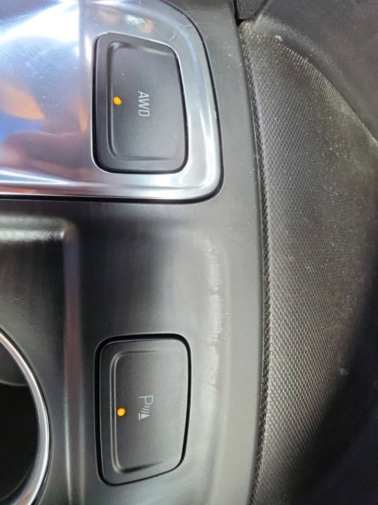 Used 2024 Chevrolet Equinox LT AWD/4WD image 17