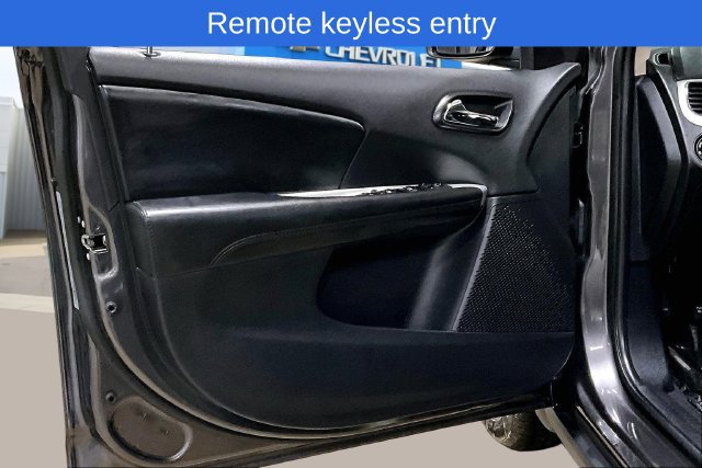 Used 2018 Dodge Journey SXT w/ Premium Group FWD image 21