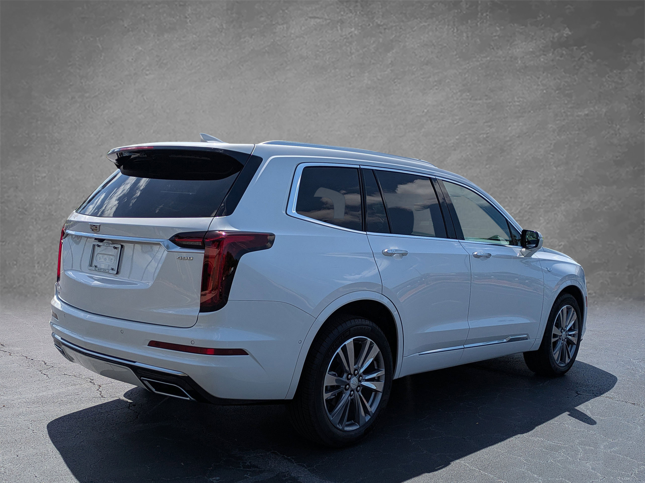 Certified 2025 Cadillac XT6 Premium Luxury w/ Platinum Package AWD/4WD image 6
