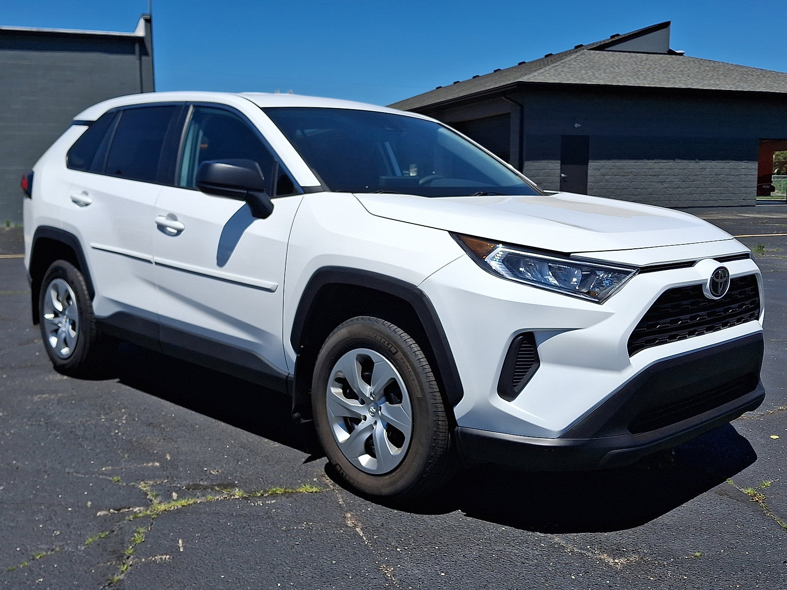 Used 2022 Toyota RAV4 LE