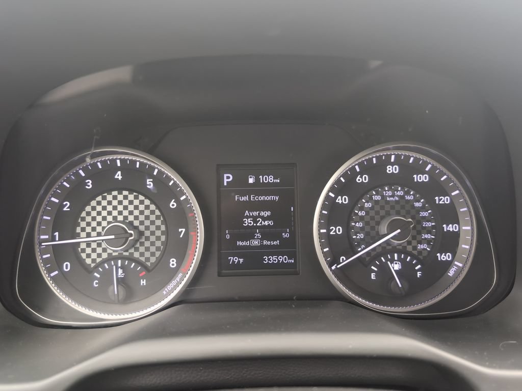 Used 2020 Hyundai Elantra SE FWD image 12