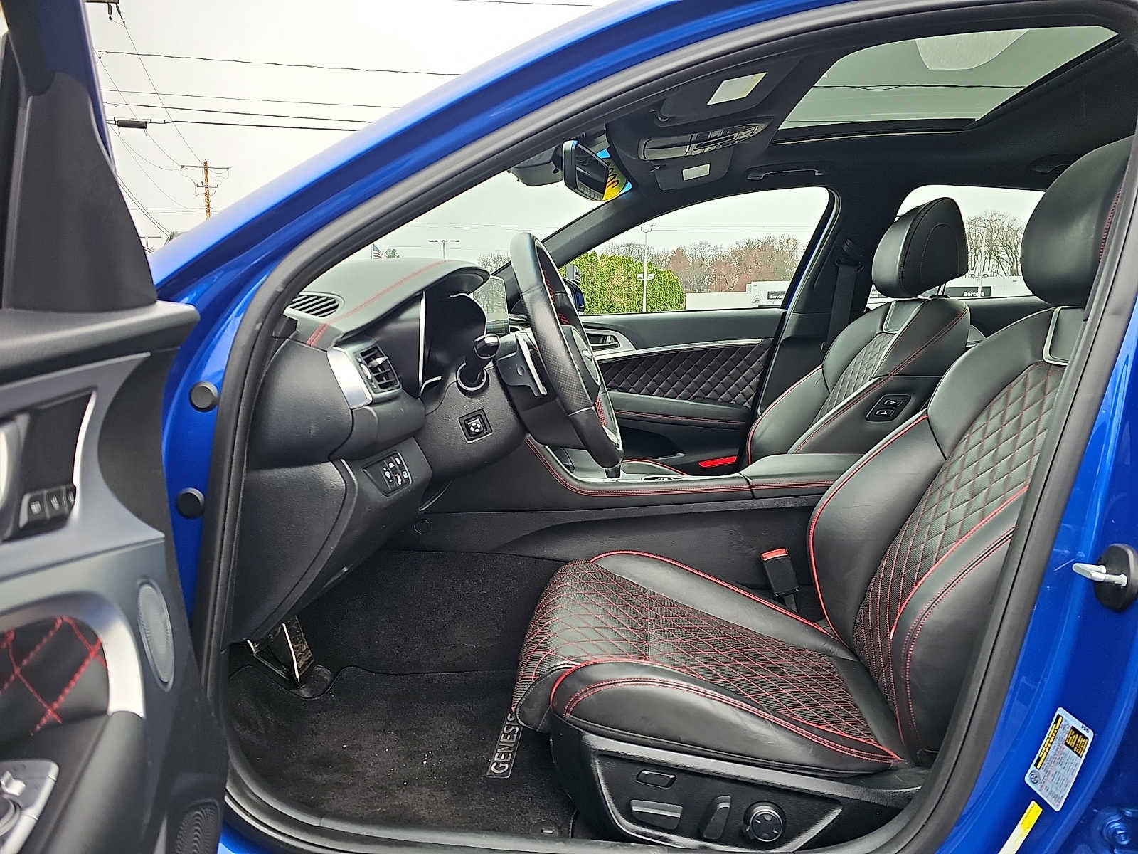 Used 2020 Genesis G70 3.3T w/ Sport Package image 15