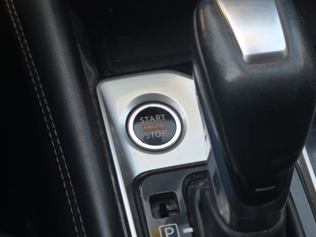 Used 2020 Nissan Altima 2.0 Platinum FWD image 41
