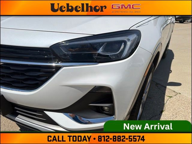 Used 2022 Buick Encore GX Essence w/ Experience Buick Package AWD/4WD image 11