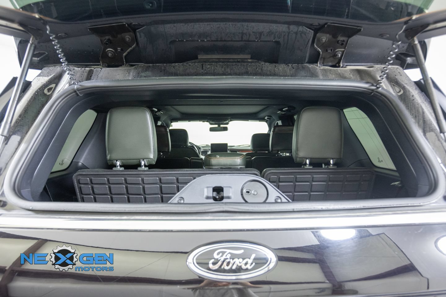 Used 2022 Ford Expedition Timberline w/ Equipment Group 501A AWD/4WD image 33