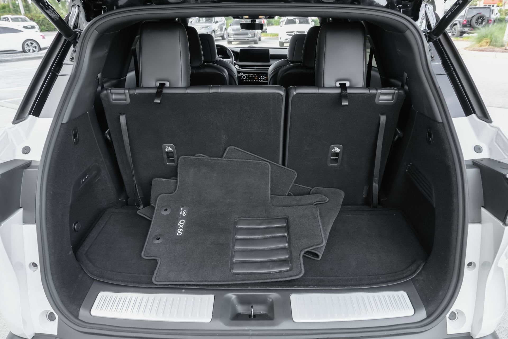 Certified 2022 INFINITI QX60 Autograph w/ Cargo Package FWD image 41