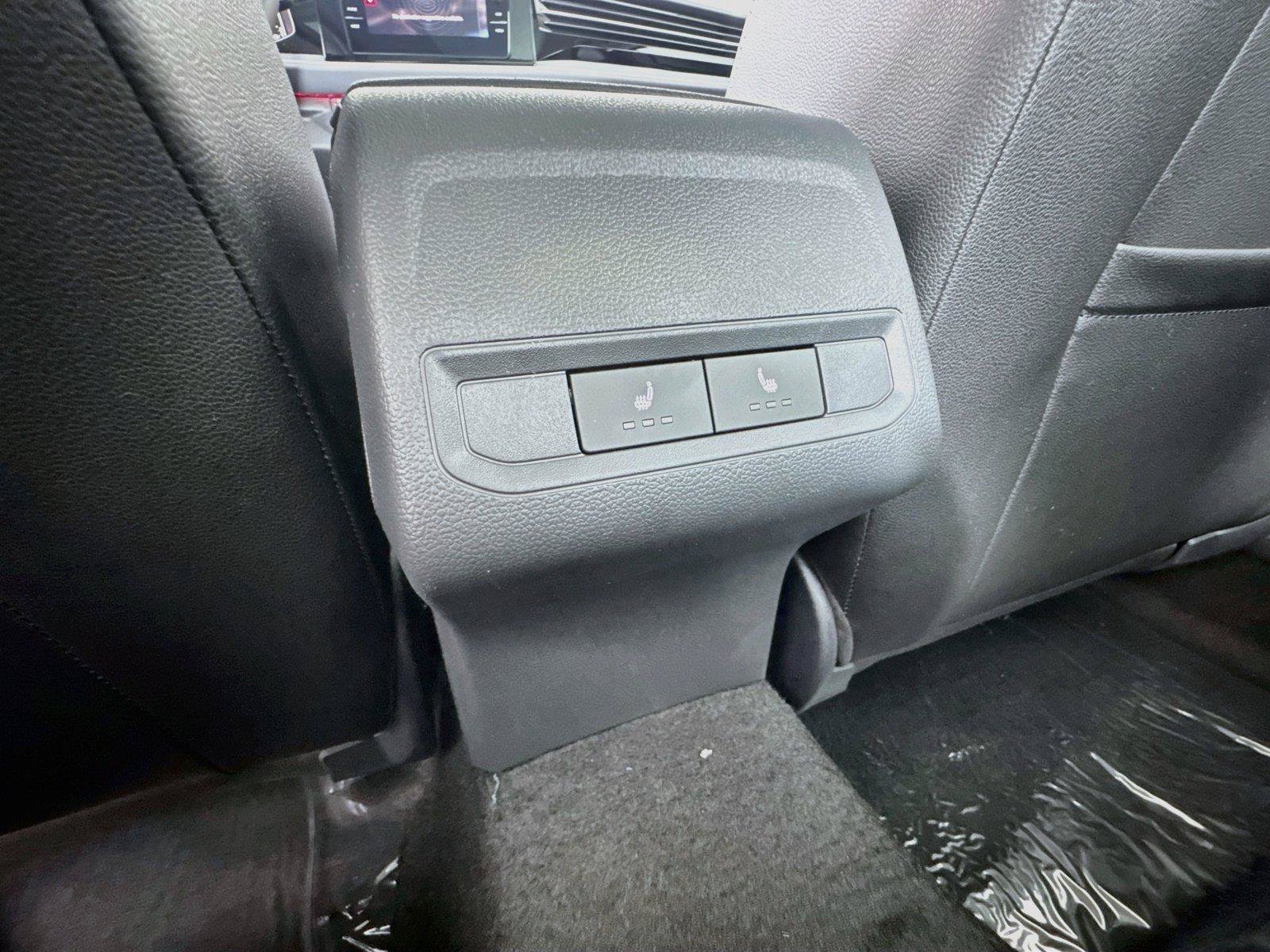 New 2027 Volkswagen Jetta SEL FWD image 34