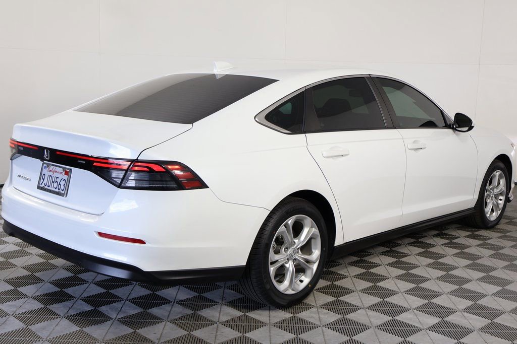 Used 2023 Honda Accord LX image 4
