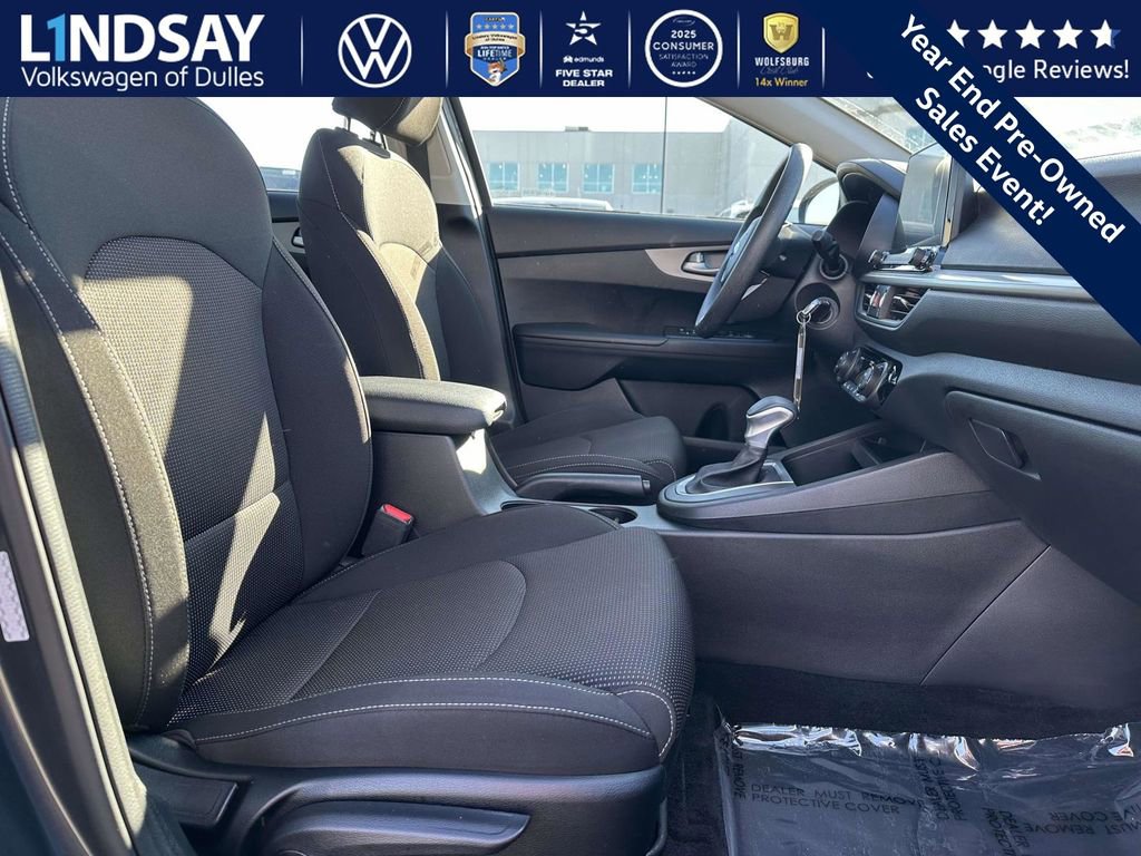 Used 2019 Kia Forte LXS image 12