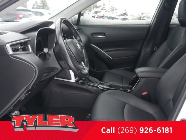 Used 2023 Toyota Corolla Cross XLE image 35