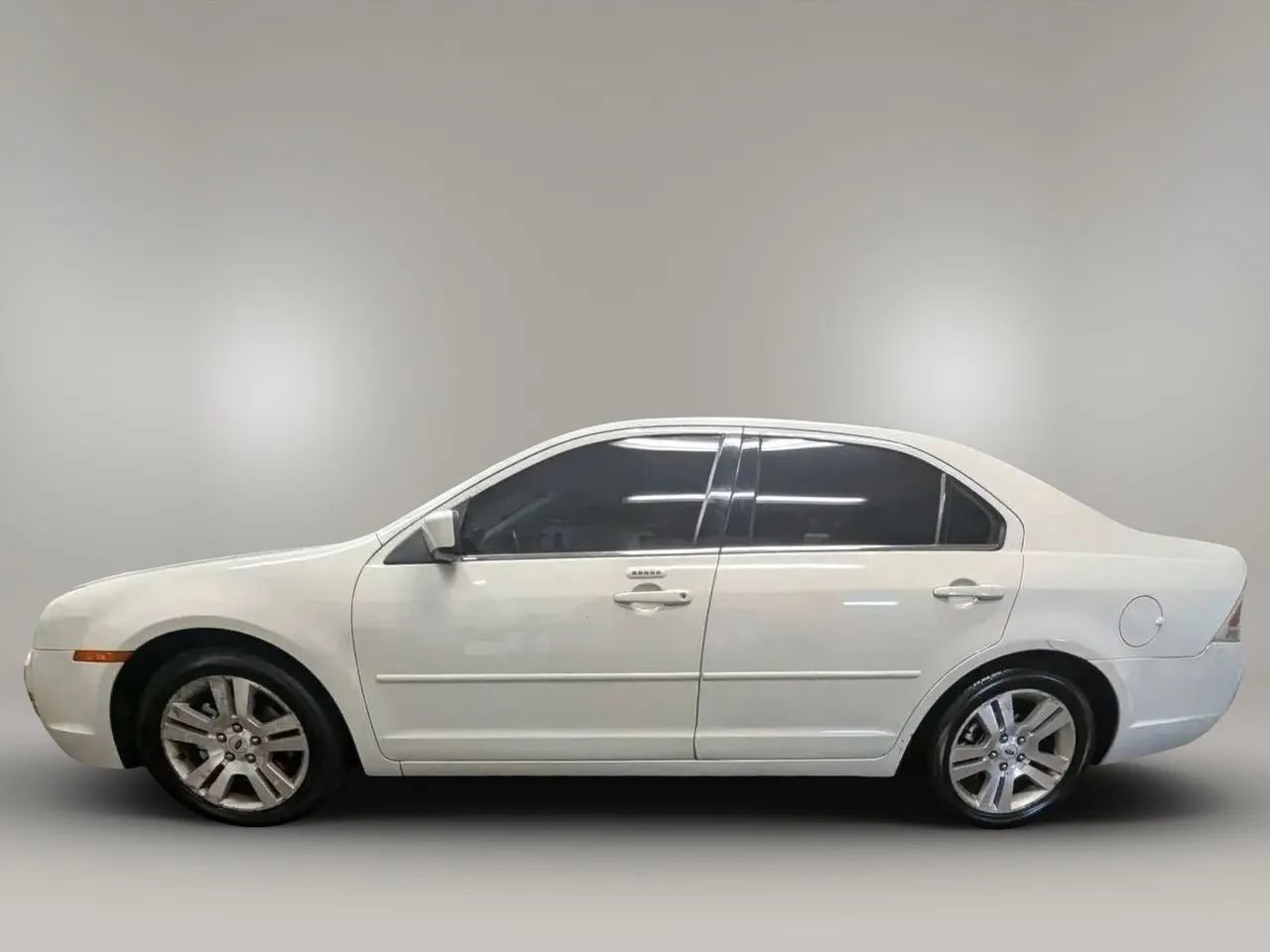 Used 2008 Ford Fusion SEL image 2