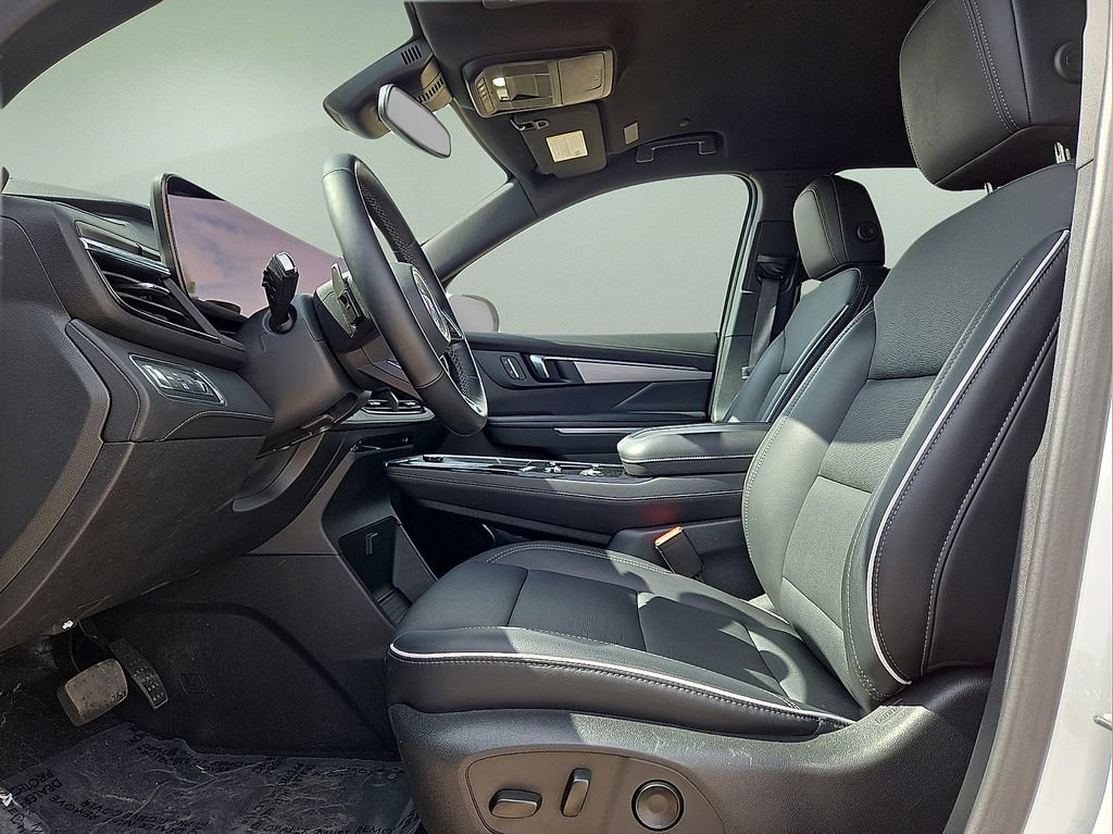 Used 2025 Buick Enclave Preferred image 24