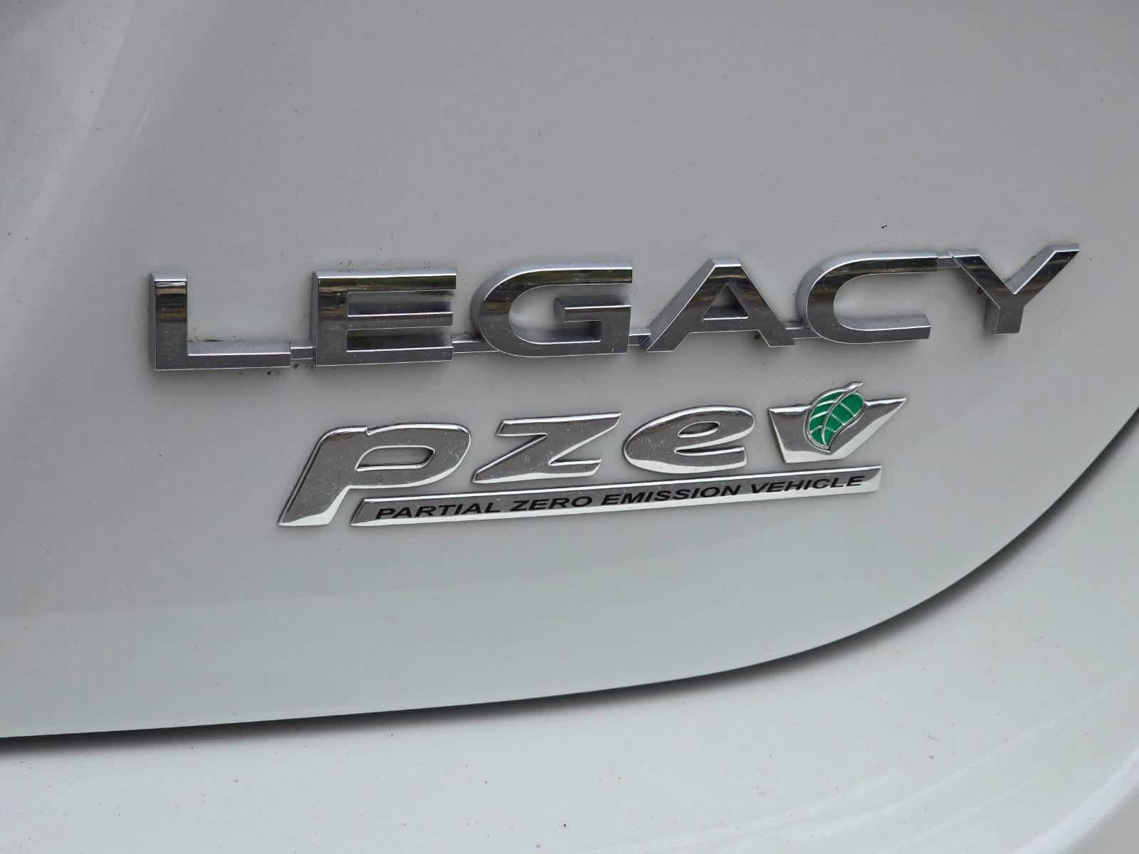 Used 2017 Subaru Legacy 2.5i Premium AWD/4WD image 7