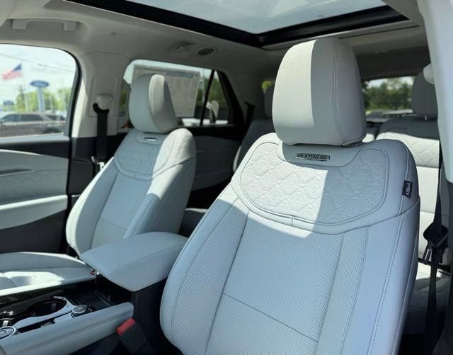 New 2026 Ford Explorer Platinum w/ LUX Leather Package AWD/4WD image 16